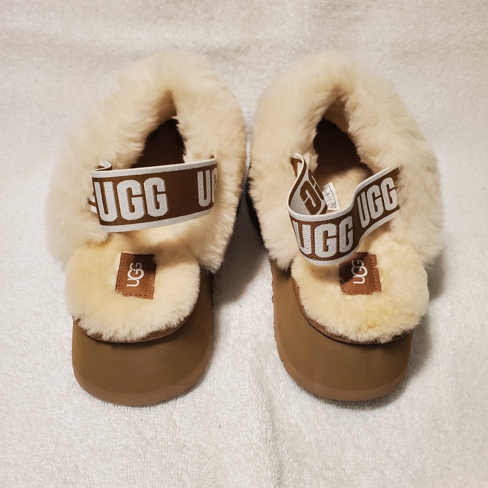 UGG Chestnut Shearling Platform Slide with Cream Sheepskin Trim - Picture 4 of 6